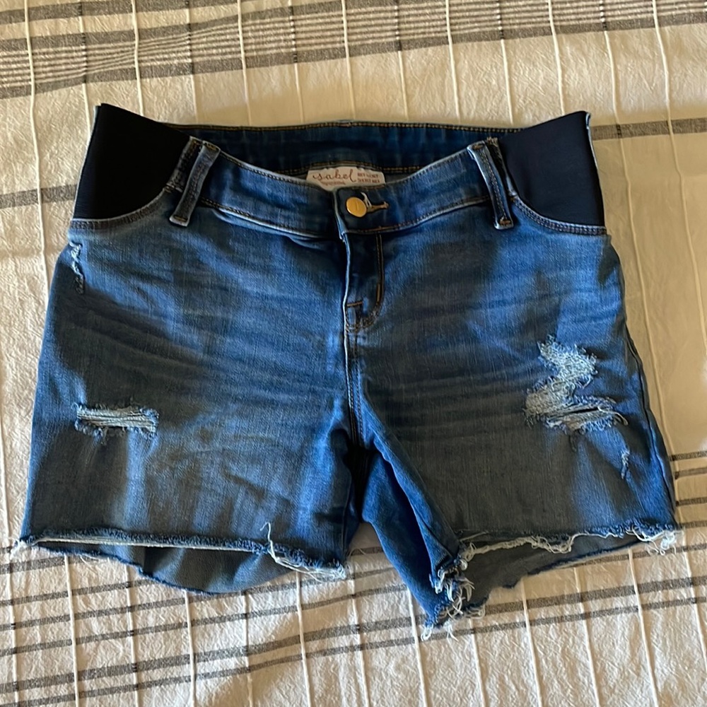 Ingrid & Isabel Maternity Shorts